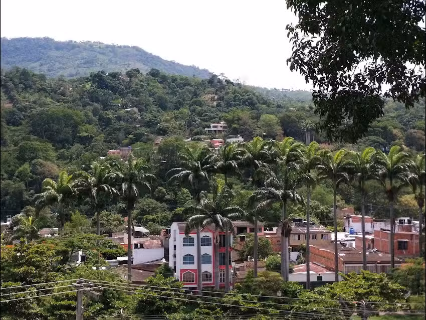 Hospedaje Alto de San Luis en Villeta &ndash; Vivienda Turistica RNT-90280