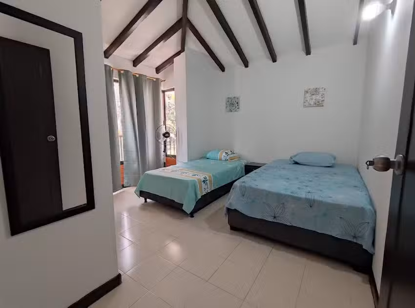 Hospedaje Casa Lyra Apartamentos Amoblados