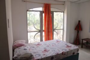 Hospedaje Centro Comercial San Juan y San pedro plaza Cerca