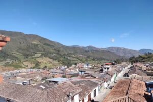 HOSPEDAJE EL ARRAYAN