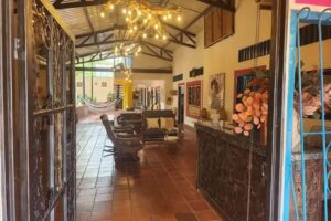 HOSPEDAJE FAMILIAR: CASA ROMA RIVERA-HUILA