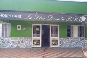Hospedaje La Flor Dorada R.R.