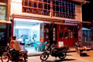 Hospedaje La Piramide