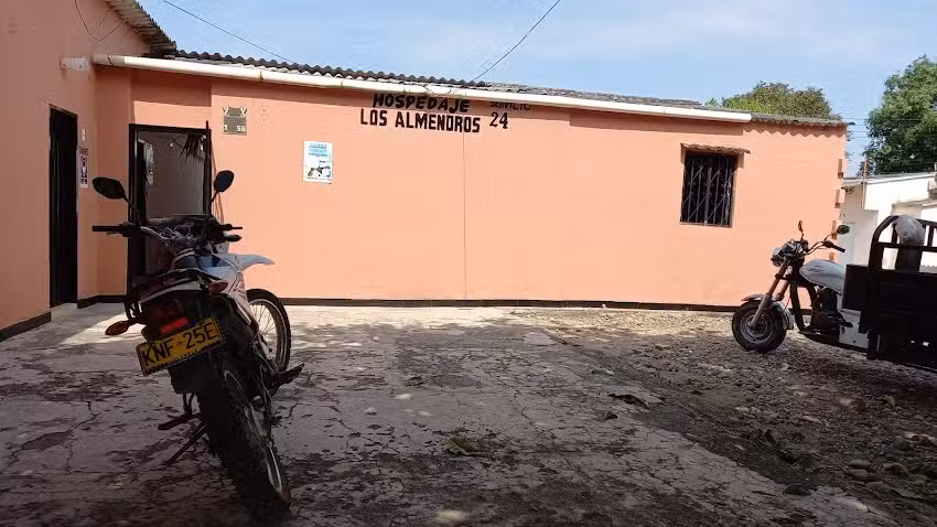 Hospedaje Los Almendros