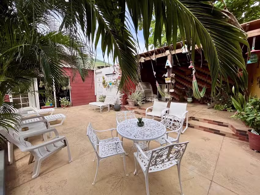 Hospedaje Solymar Sarie Bay