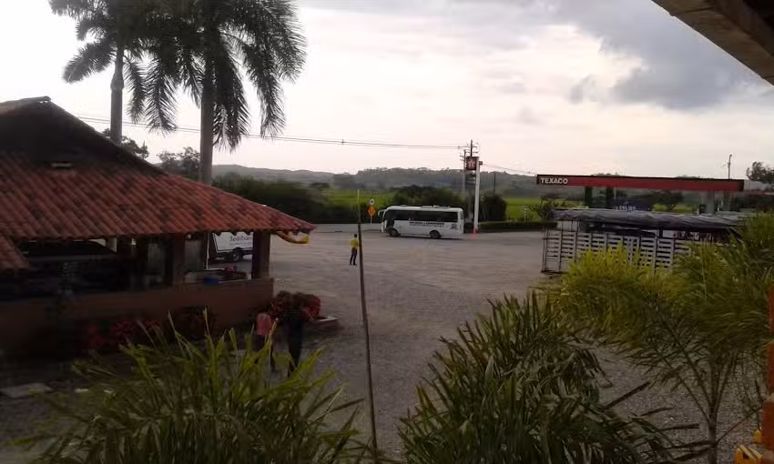 Hospedaje Taraz&aacute;