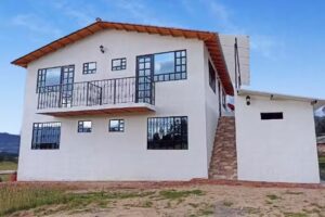 HOSPEDAJE Y GLAMPING CASA BLANCA