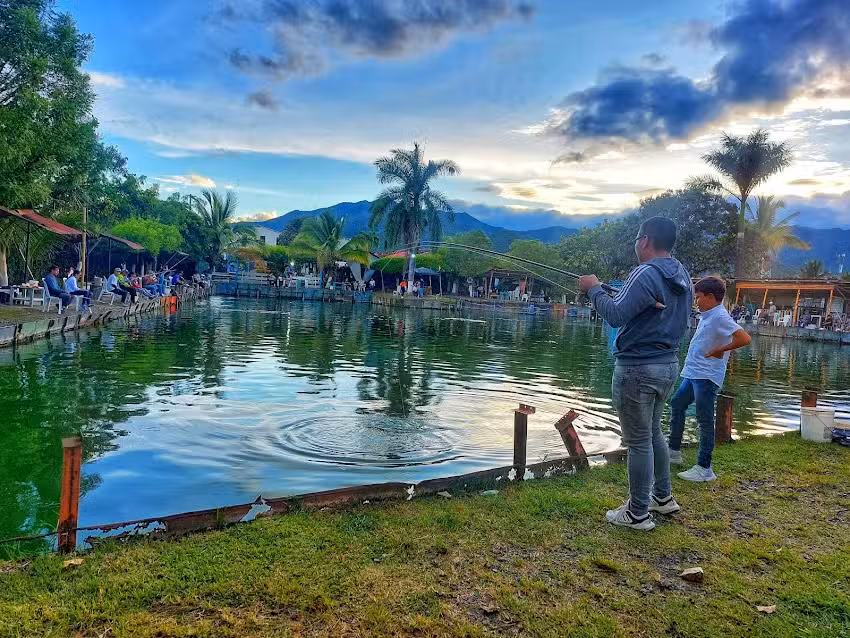 Hospedaje y Hotel La Uni&oacute;n Valle Villa Kerly
