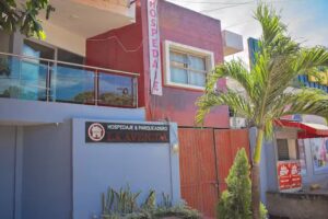 Hospedaje y Parqueadero La Avenida