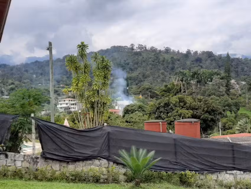 Hospedaje Y Piscina El Encanto