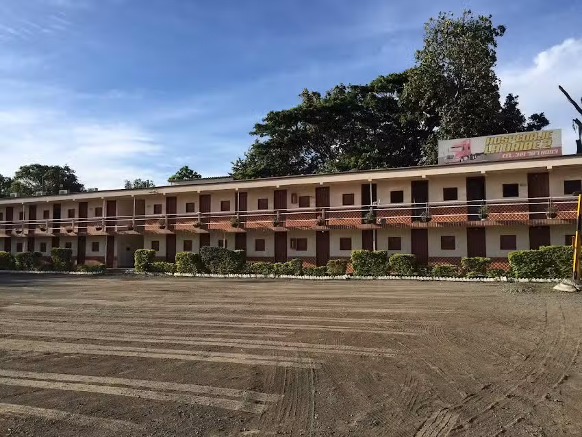 Hospedaje y Restaurante la Uribe 2