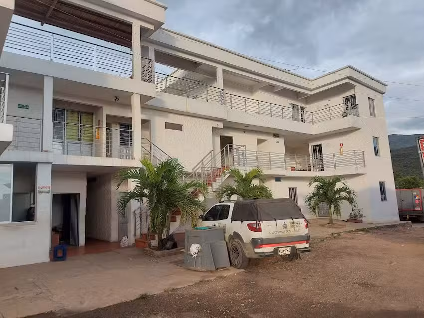 Hospedaje y restaurante Lubricantes Villa Silvestre