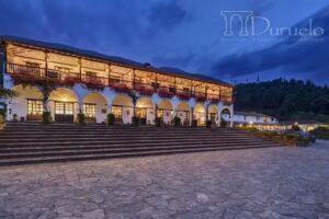 Hospeder&iacute;a y Centro de Convenciones Duruelo