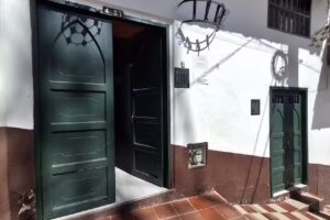 Hospeder&iacute;a Zue Tenza