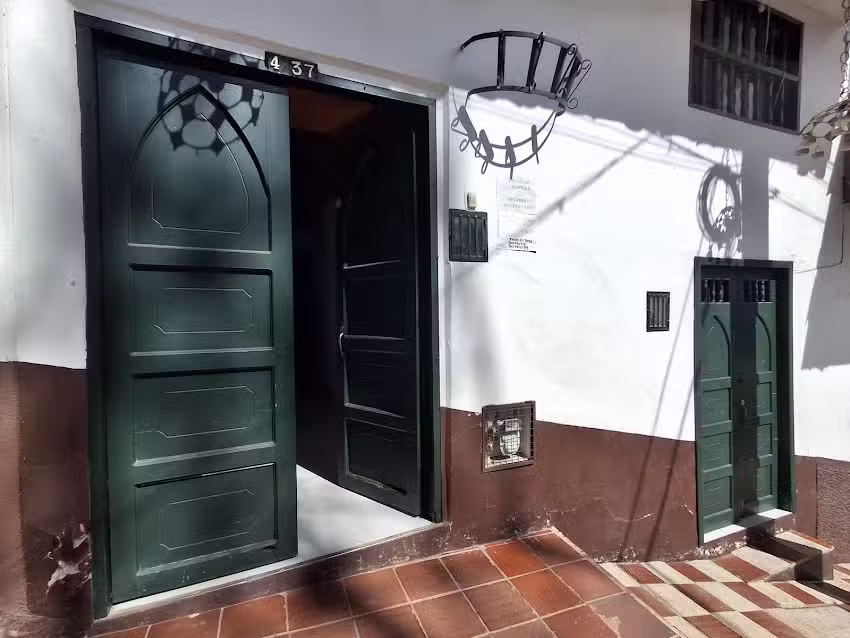 Hospeder&iacute;a Zue Tenza