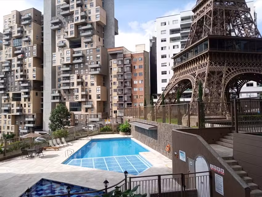 Host Anfitri&oacute;n