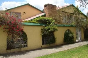 HOSTAL BOGOT&Aacute; REAL