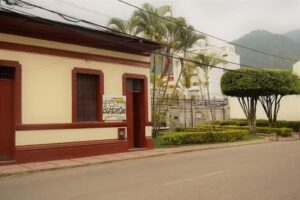 Hostal de La Pola- Backpackers