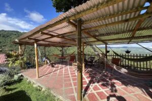 Hostal Ecodeportivo, Casa De Piedra