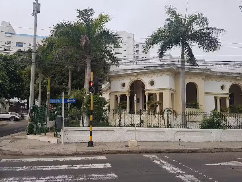 Hostal El Castillo Del Marques By Biscanna Hostels