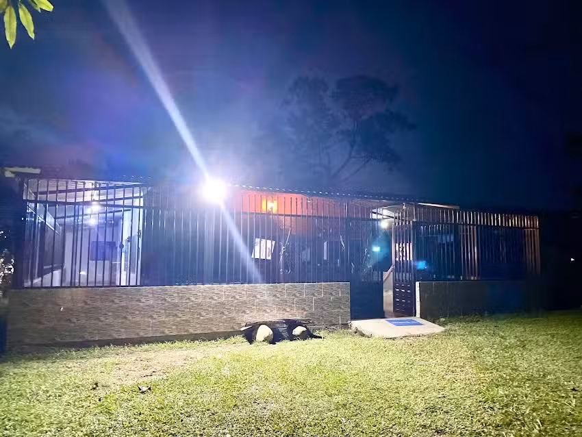 Hostal El Eden / Hospedaje