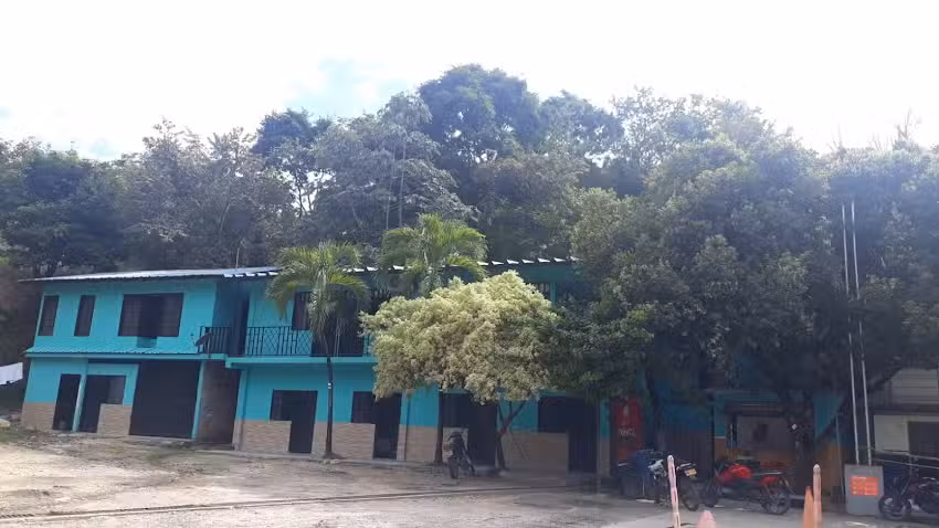 Hostal la quebradita