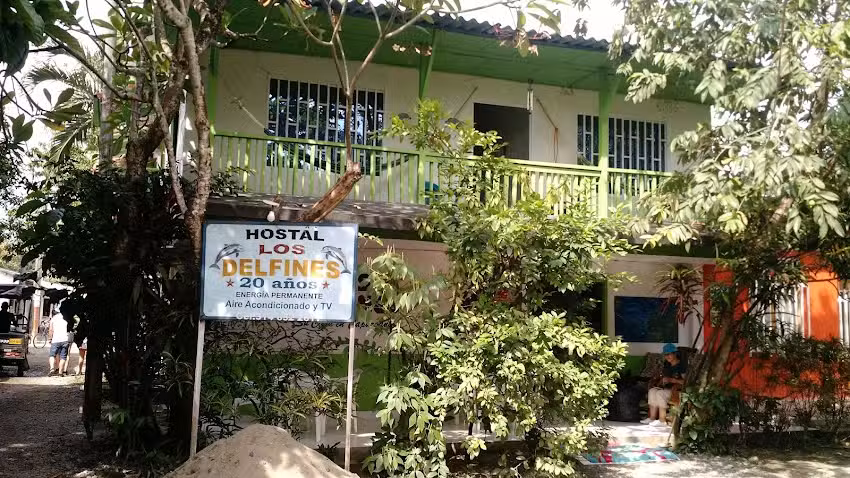 Hostal Los Delfines