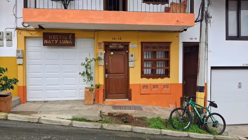 Hostal Naty Luna