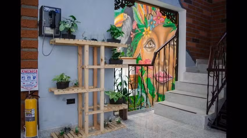 Hostal Pura Vida La 70