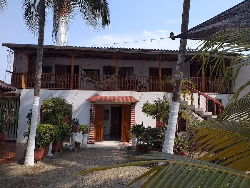 Hostal Sico&rsquo;s Beach House