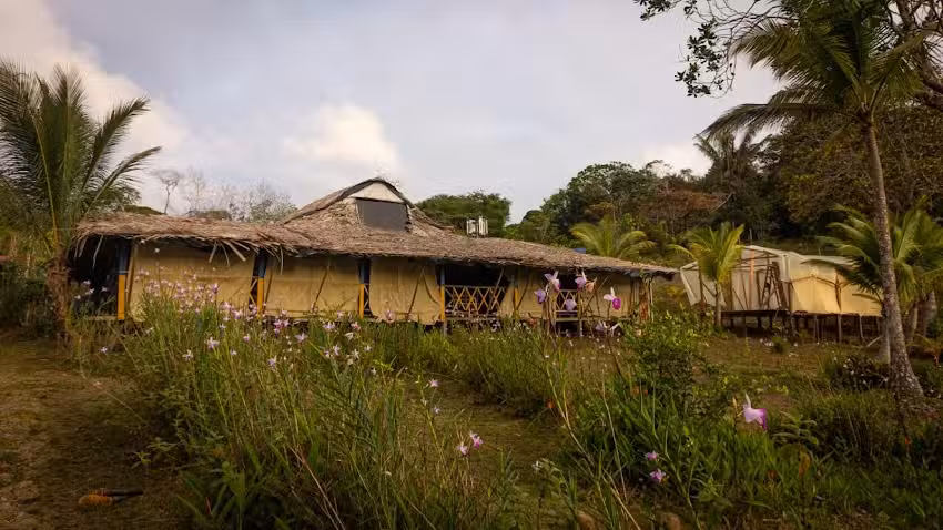 Hostal Tuc&aacute;n &ndash; Playa Punta San Pedro