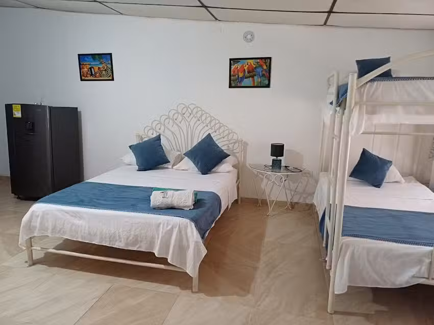 Hostal y Restaurante Guacamayas