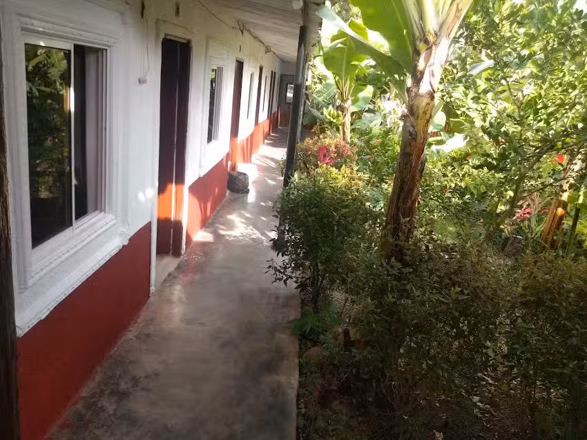 Hostal y Restaurante La Tomita