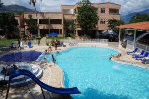 Hoster&iacute;a Fundadores