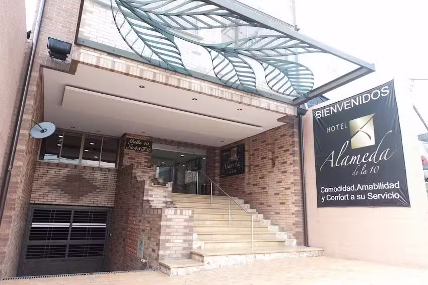 Hotel Alameda de la 10