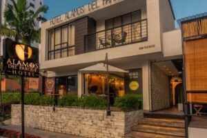 HOTEL ALAMOS DEL PARQUE