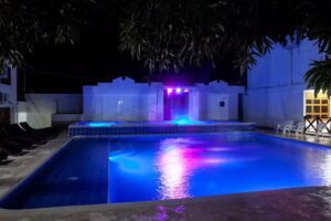 Hotel Bah&iacute;a Pinorroa