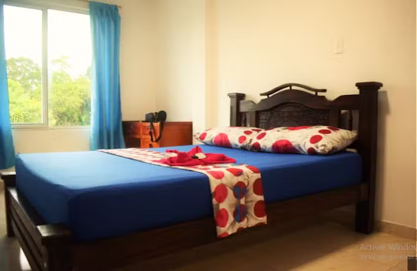 HOTEL BERLIN LA CARMELITA