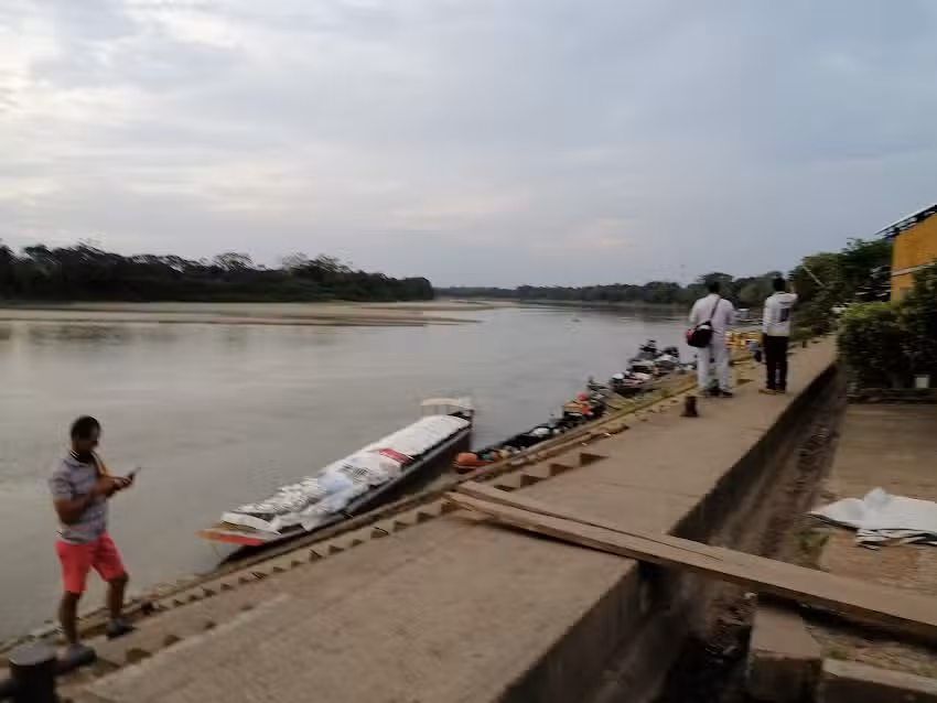 HOTEL BRISAS DEL RIO