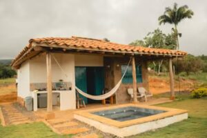 Hotel Burat&aacute; Haus