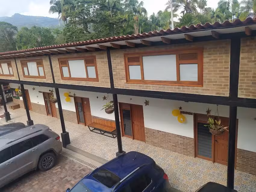 Hotel Camell&oacute;n de la Ferrer&iacute;a