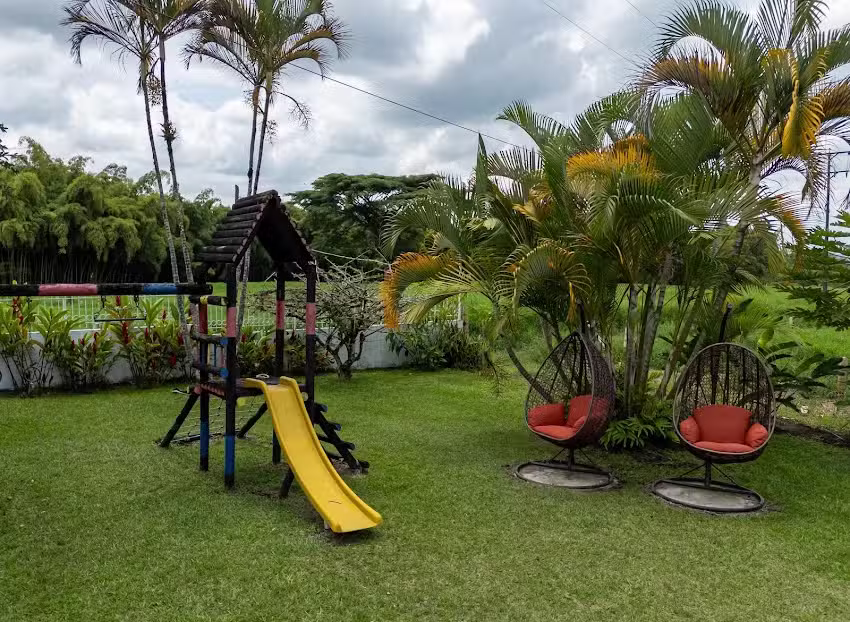 Hotel Campestre La Floresta Armenia