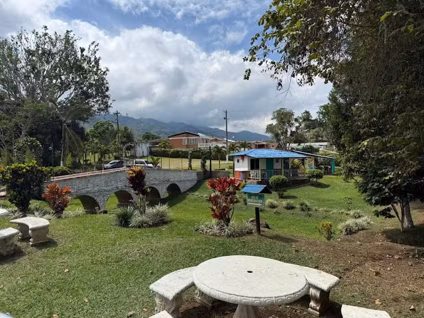 HOTEL CAMPESTRE LA GLORIA