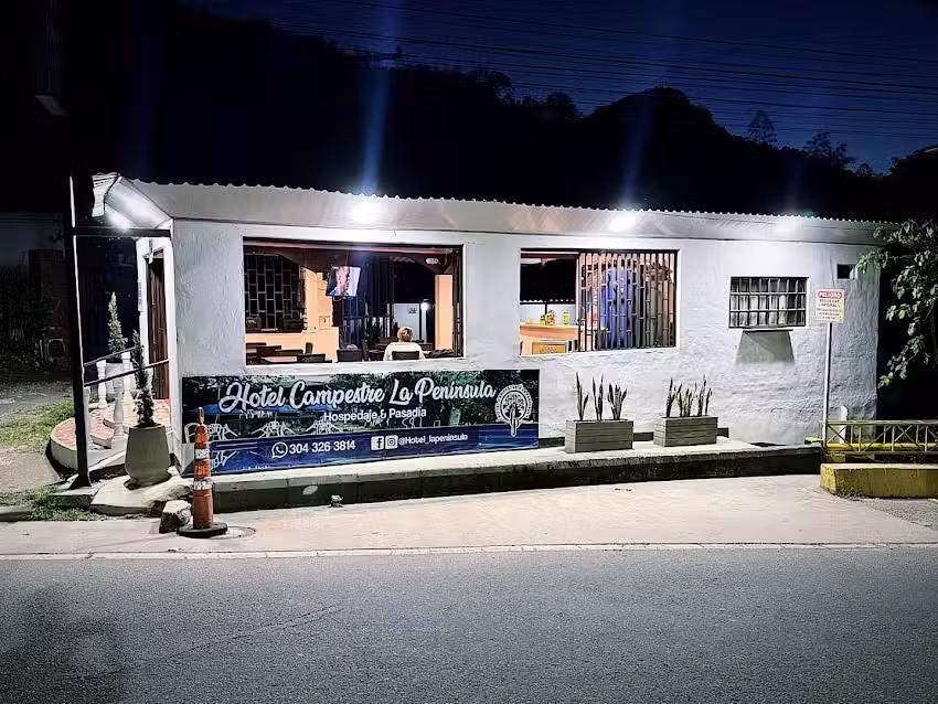 HOTEL CAMPESTRE LA PEN&Iacute;NSULA