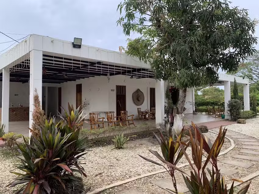 HOTEL CAMPESTRE PALMAS DEL R&Iacute;O