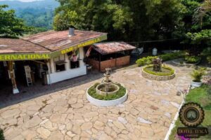 Hotel Campestre Pavo Real Nocaima, Cundinamarca
