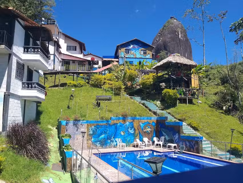 Hotel Campestre Volcan de Guatape