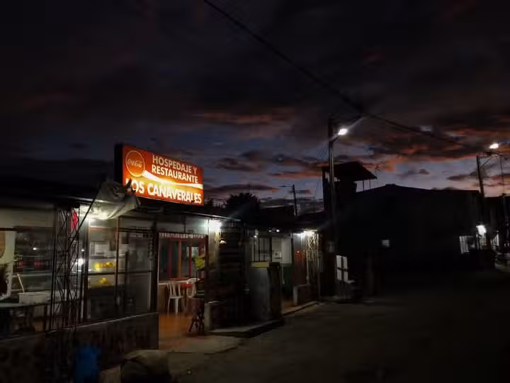 Hotel Ca&ntilde;averales