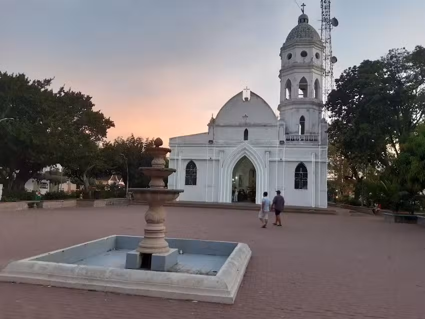 Hotel Center Loren&rsquo;s