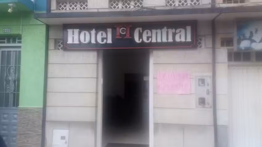HOTEL CENTRAL